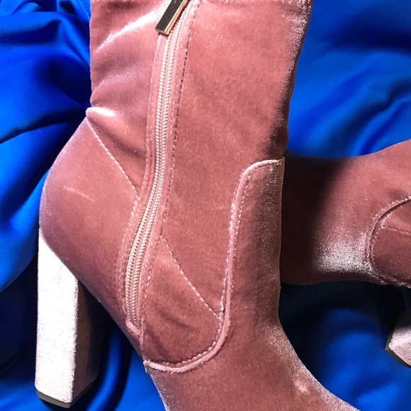 Mauve boots Size 10 - Picture 2 of 5